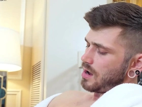 Gayroom slow hotel massage gets slippery with two hunks