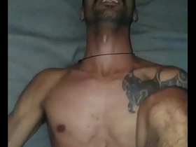 Fiz o novinho magrinho sofrer na pica pedindo pra parar davi lobo
